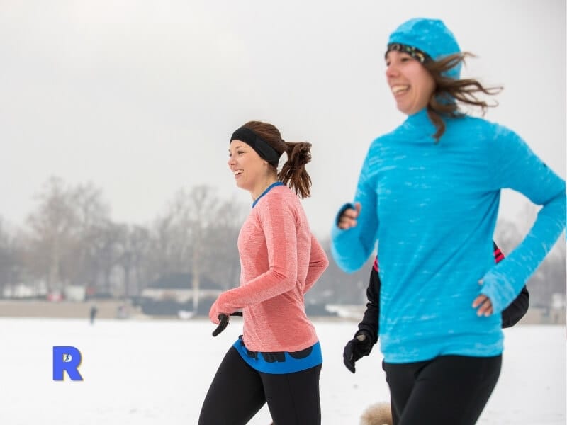 Choose Running Gear For Cold Weather Conditions_running routines